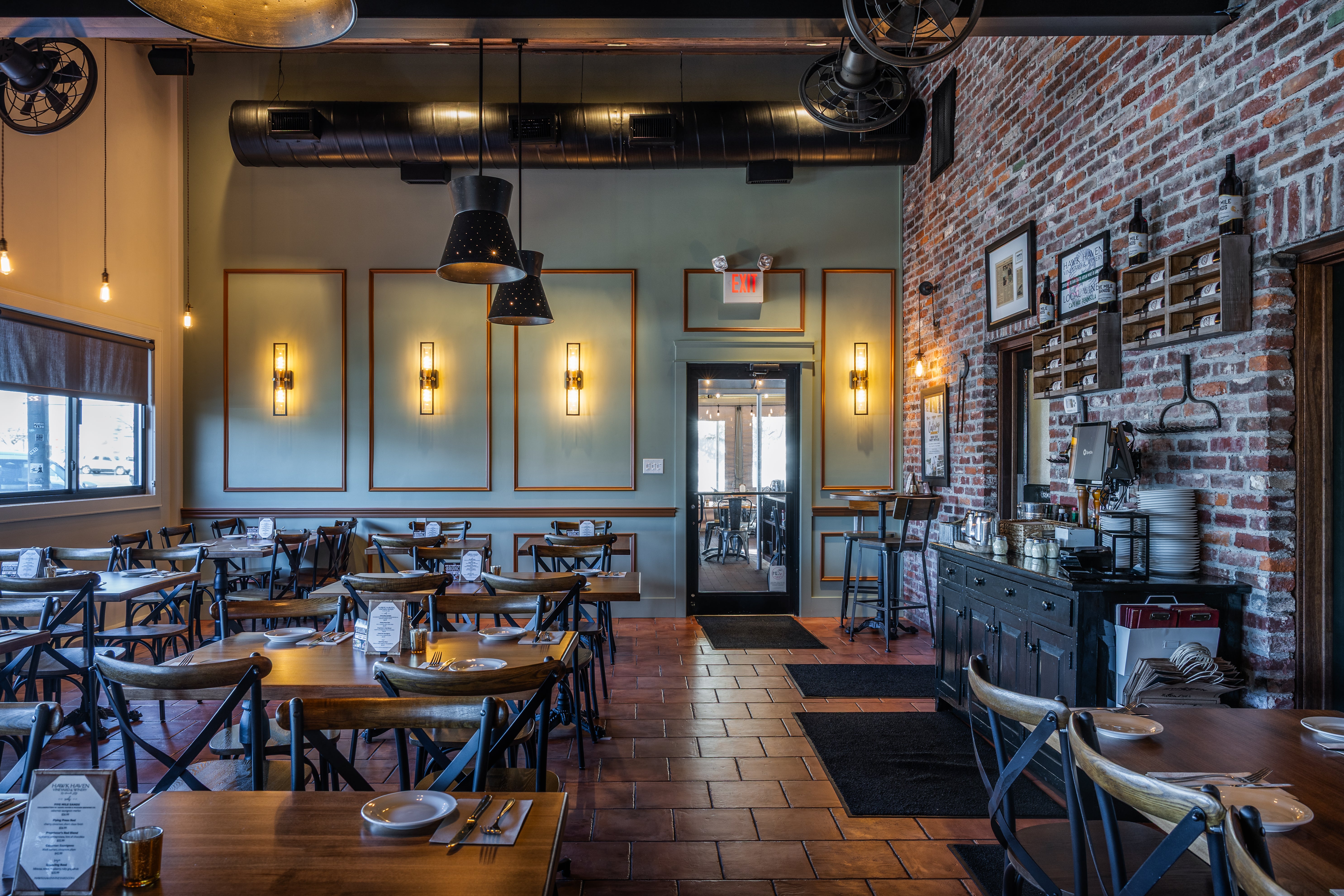 The dining room at Poppi's, looking toward the brick oven